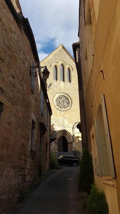 Aux Portes De L'Abbaye Saint-Cyprien  Eksteriør bilde